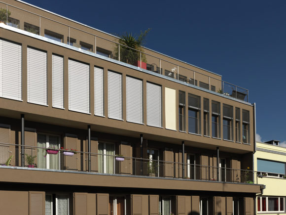 300 / Genève - Amélioration thermique et surélévation d'un immeuble